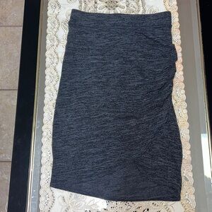 Aritzia Wilfred dark grey ruched knit skirt